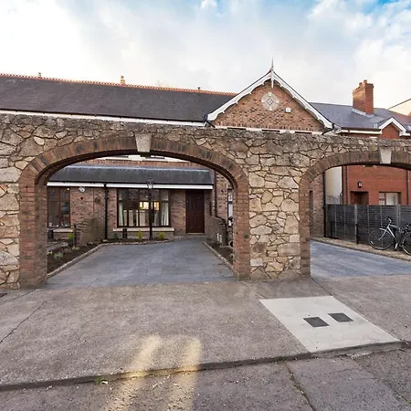 Ballsbridge Townhouse