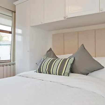 Tatil Evi Ballsbridge Townhouse *