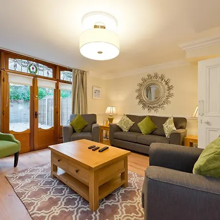 Holiday home Ballsbridge Townhouse